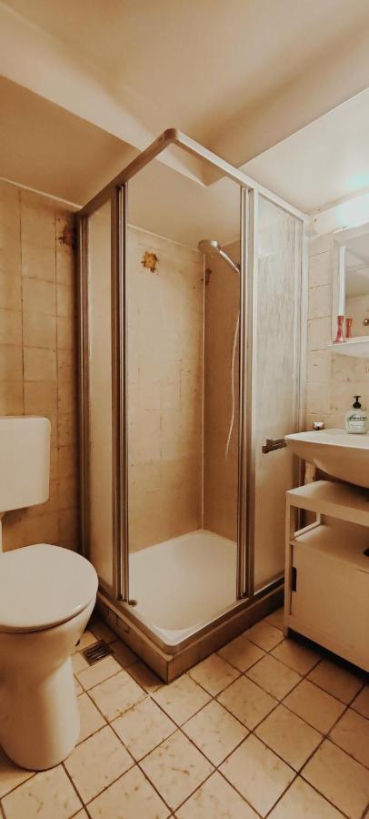 Spacious & Comfortable Guestrooms W Private Bathrooms Near Koelnmesse & Lanxess Arena, Free Parking, Highspeed Wifi Buitenkant foto