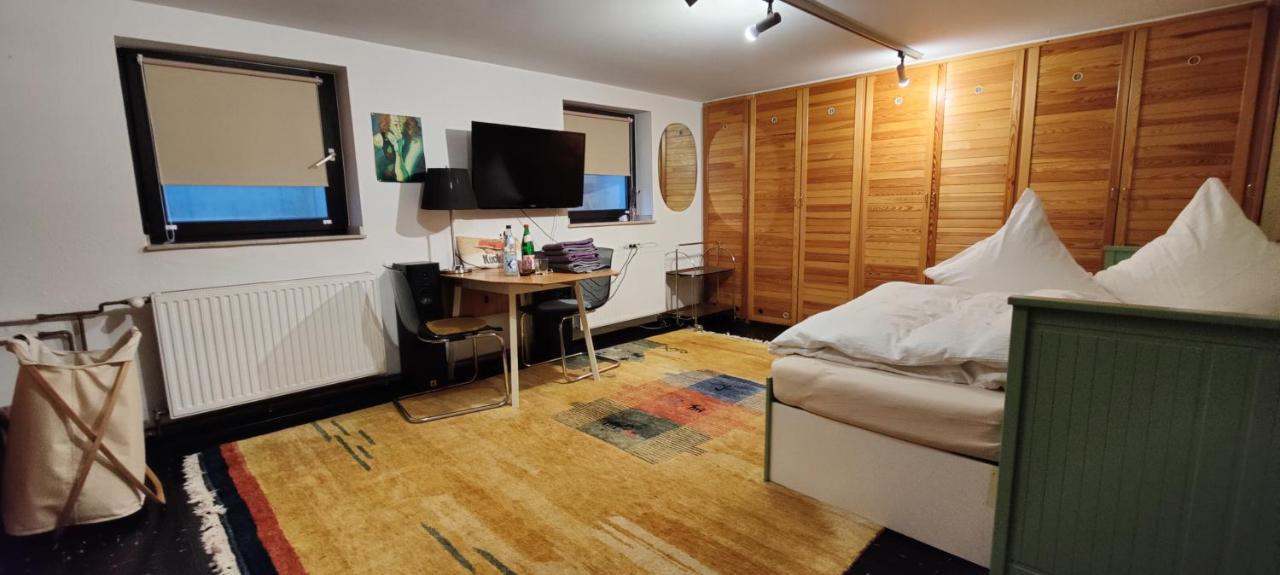 Spacious & Comfortable Guestrooms W Private Bathrooms Near Koelnmesse & Lanxess Arena, Free Parking, Highspeed Wifi Buitenkant foto